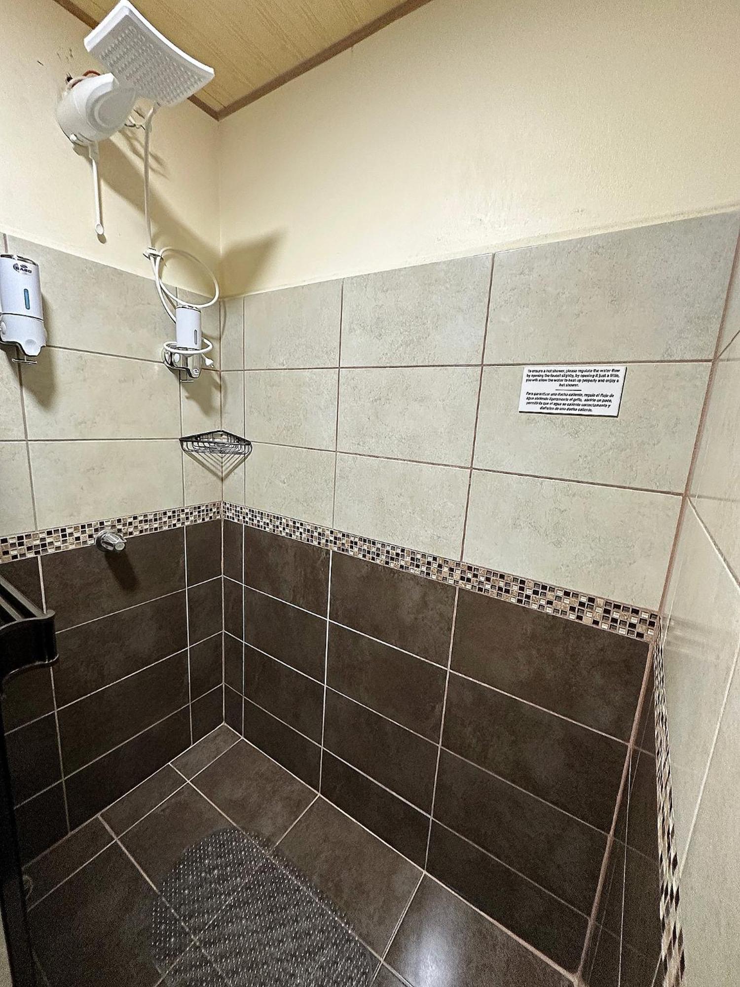 Senderos Apartment, Self Check- In, Airport Sjo 5 Min Río Segundo المظهر الخارجي الصورة